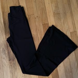 OFFLINE by Aerie Real Me High waisted Crossover Super Flare Legging